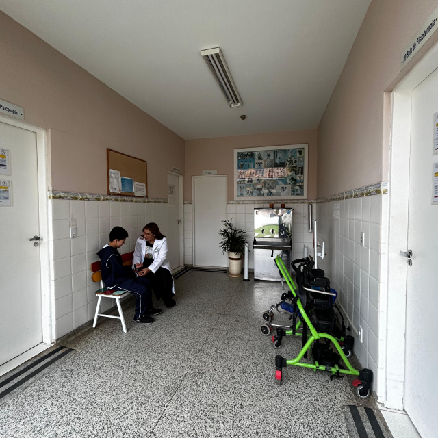 Apoio a Escola de Educação Especial Monteiro Lobato